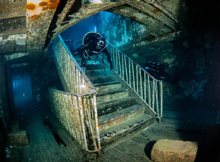 Strona główna, centrum nurkowe,